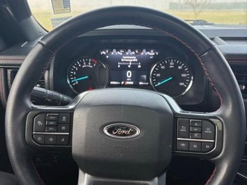 Used 2022 Ford Expedition Limited image 23