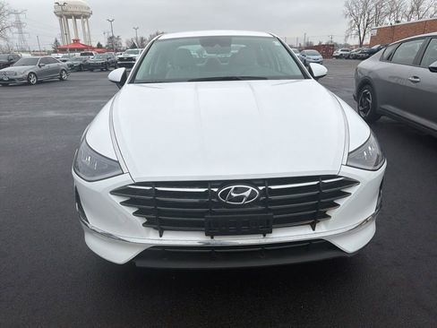 Used 2023 Hyundai Sonata SE w/ Preferred Accessory Package image 7