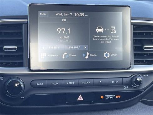 Used 2026 Hyundai Venue SEL image 15