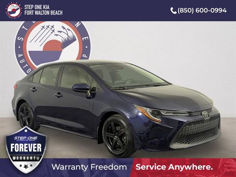 Used 2022 Toyota Corolla LE w/ Carpet Mat Package (TMS) image 1