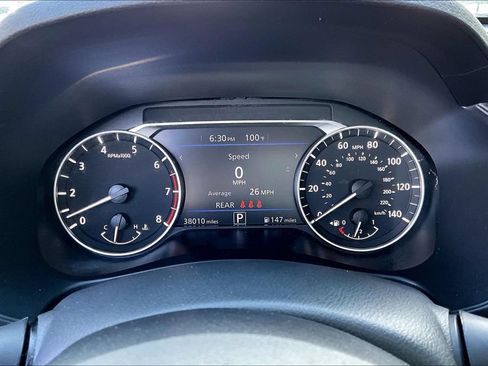 Used 2025 Nissan Altima 2.5 SV AWD/4WD image 12