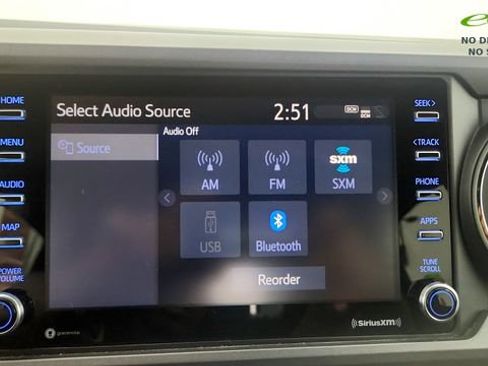 Used 2022 Toyota Tacoma TRD Sport w/ Technology Package AWD/4WD image 54