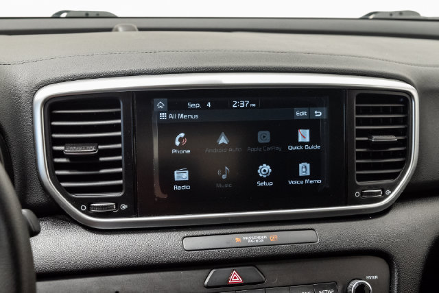 Used 2020 Kia Sportage LX FWD image 16