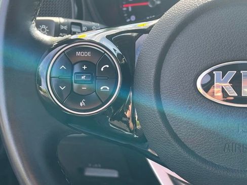 Used 2021 Kia Soul EX FWD image 25