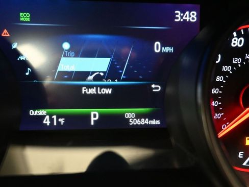 Used 2021 Toyota Camry XSE image 15