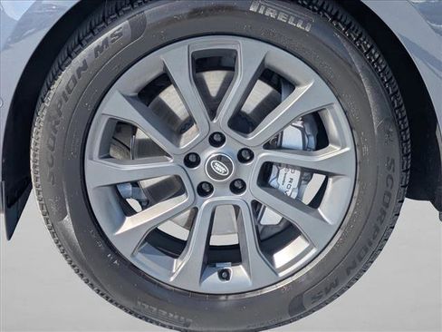 Certified 2025 Land Rover Range Rover Sport image 26