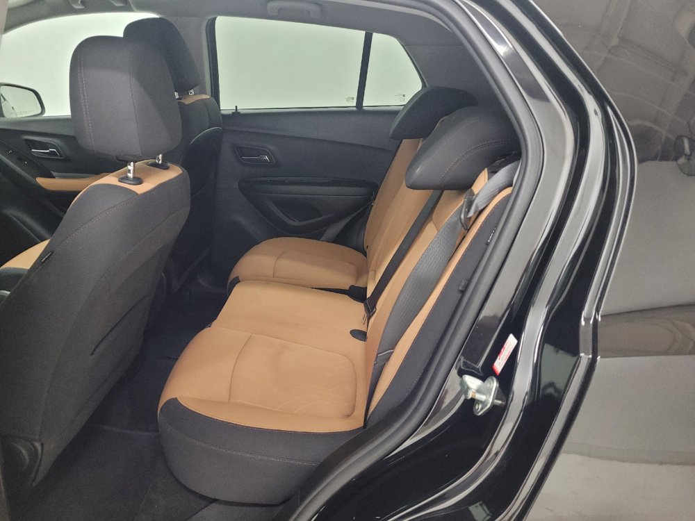 Used 2019 Chevrolet Trax LT FWD image 18