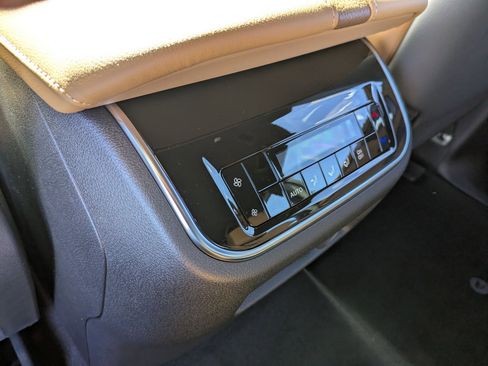 New 2026 Nissan Armada SL image 26