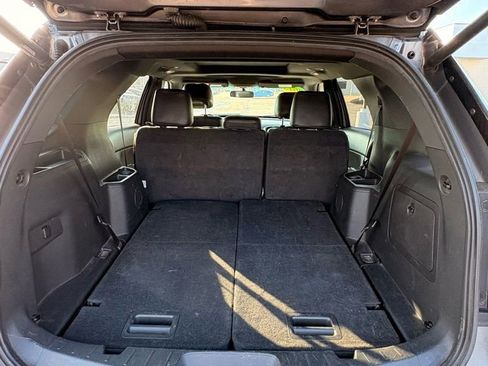 Used 2013 Ford Explorer XLT image 14