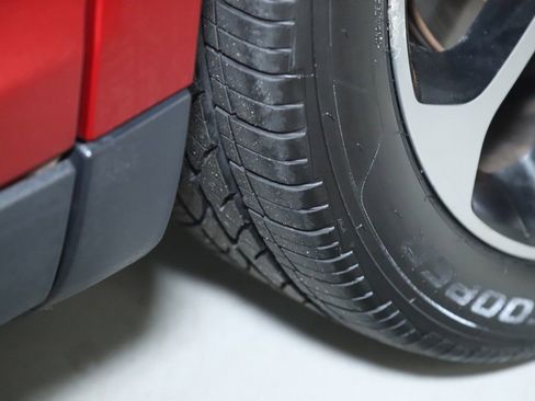 Used 2014 Ford Taurus SHO w/ Equipment Group 401A image 36