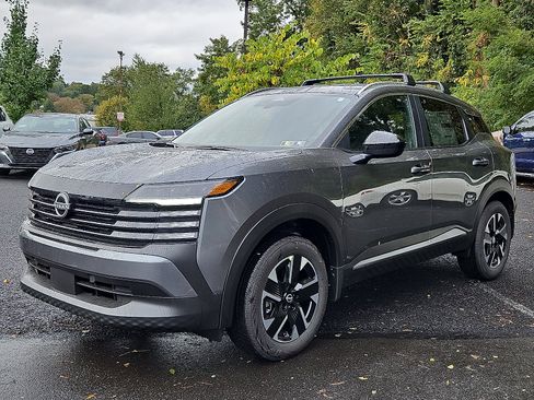 New 2026 Nissan Kicks SV w/ SV Premium Package image 3