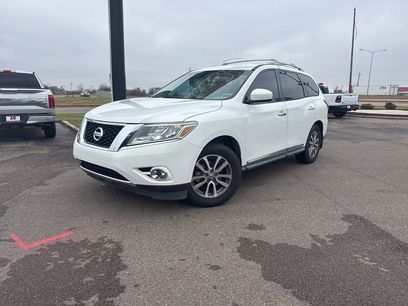 Used 2014 Nissan Pathfinder SL w/ Trailer Tow Package