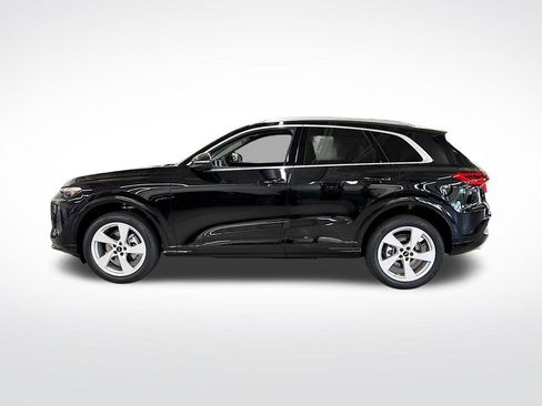 New 2025 Audi Q5 Premium Plus AWD/4WD image 2