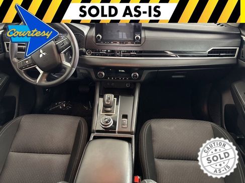 Used 2022 Mitsubishi Outlander ES FWD image 12