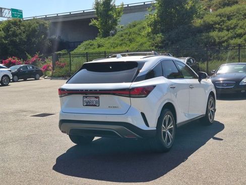 Used 2025 Lexus RX 350 Premium w/ Accessory Package FWD image 5