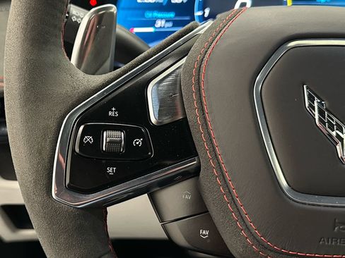 Used 2023 Chevrolet Corvette Stingray Premium Conv w/ Z51 Performance Package image 27