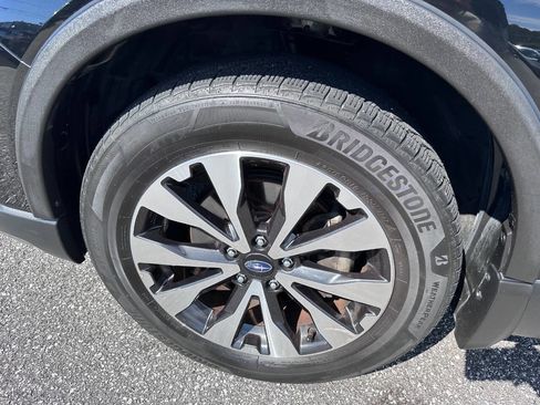 Used 2016 Subaru Outback 3.6R Limited image 29