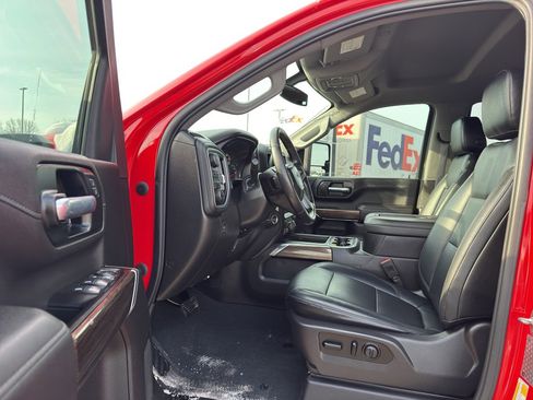 Used 2021 Chevrolet Silverado 2500 LT w/ Z71 Sport Edition image 13