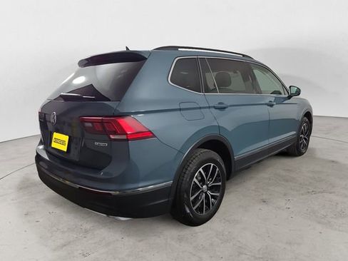 Used 2021 Volkswagen Tiguan SE image 5