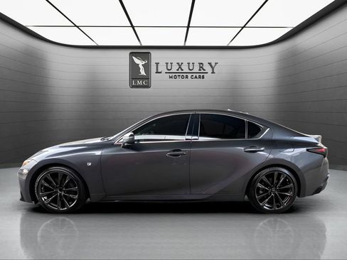 Used 2022 Lexus IS 350 F Sport RWD image 5