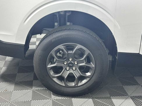 Used 2024 Ford Maverick XLT image 19