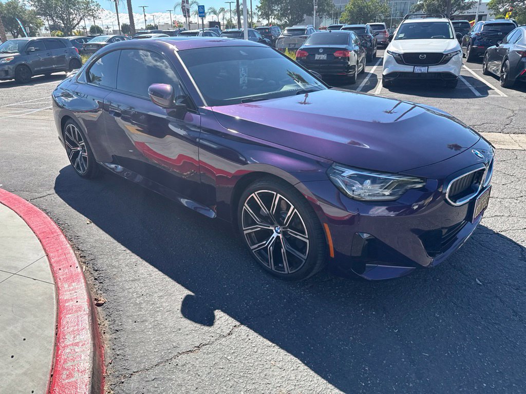 Used 2024 BMW 230i Coupe w/ Premium Package RWD image 18