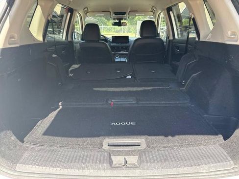 Certified 2024 Nissan Rogue SL AWD/4WD image 29