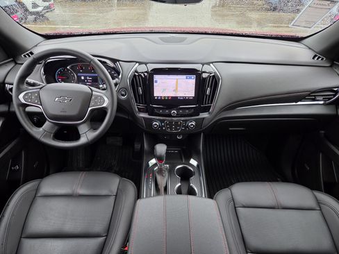 Used 2023 Chevrolet Traverse RS AWD/4WD image 13