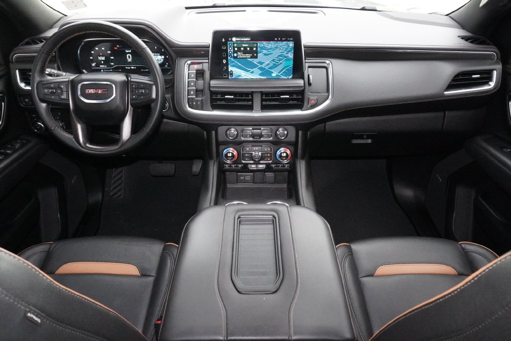 Used 2024 GMC Yukon XL AT4 w/ AT4 Premium Package AWD/4WD image 24