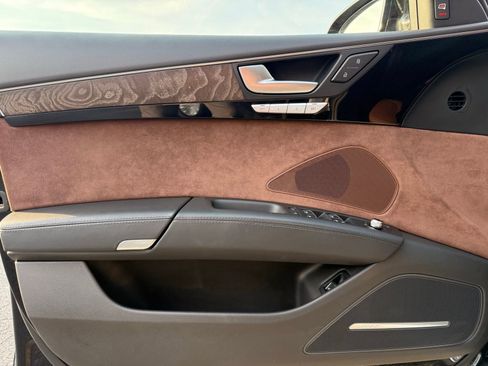 Used 2015 Audi A8 L 4.0T image 14