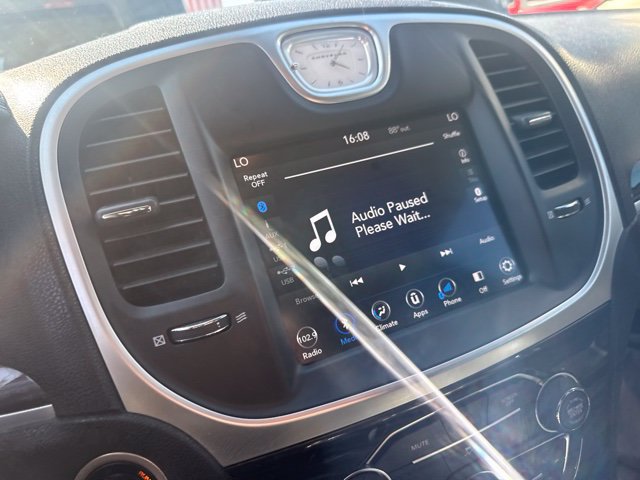 Certified 2019 Chrysler 300 Touring RWD image 12