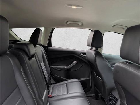 Used 2015 Ford Escape SE w/ Equipment Group 201A AWD/4WD image 19