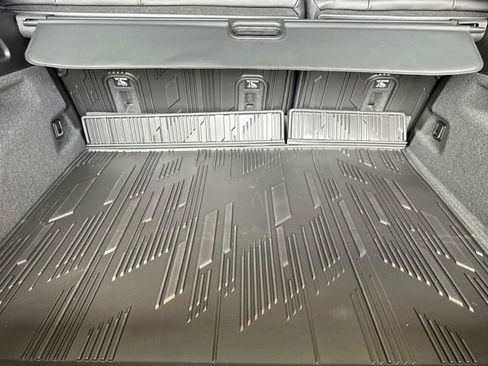 New 2026 Cadillac Lyriq V w/ Exterior Carbon Fiber Package image 15