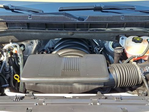 Used 2023 Chevrolet Tahoe Premier AWD/4WD image 29