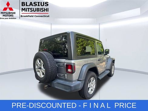 Used 2020 Jeep Wrangler Sport AWD/4WD image 6