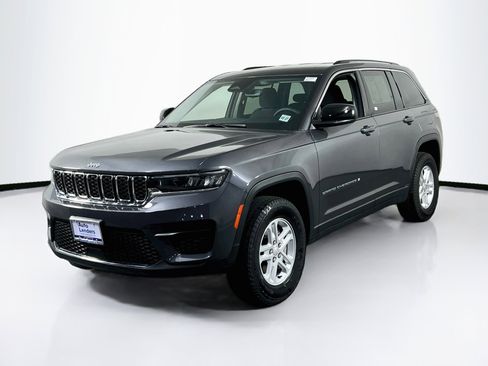 Used 2023 Jeep Grand Cherokee Laredo w/ Luxury Tech Group I image 1
