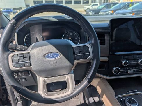 Certified 2024 Ford Expedition Limited AWD/4WD image 18