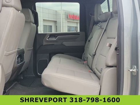 Certified 2025 GMC Sierra 2500 SLT w/ SLT Premium Package AWD/4WD image 25