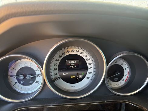 Used 2014 Mercedes-Benz E 350 Sedan image 7