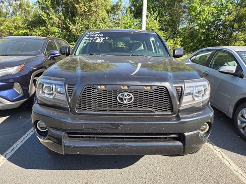 Used 2009 Toyota Tacoma PreRunner image 2