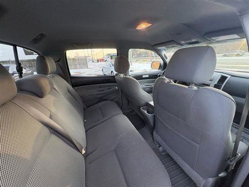 Used 2005 Toyota Tacoma 4x4 Double Cab image 17