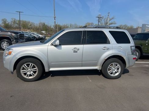 Used 2010 Mercury Mariner Premier FWD image 8