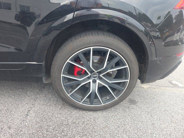 Used 2022 Audi Q8 Prestige AWD/4WD image 4