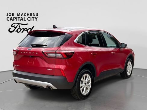 Used 2023 Ford Escape Active w/ Tech Pack #1 AWD/4WD image 6