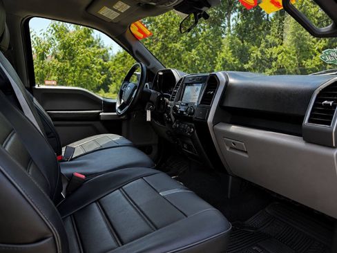 Used 2019 Ford F150 XLT w/ XTR Package AWD/4WD image 5
