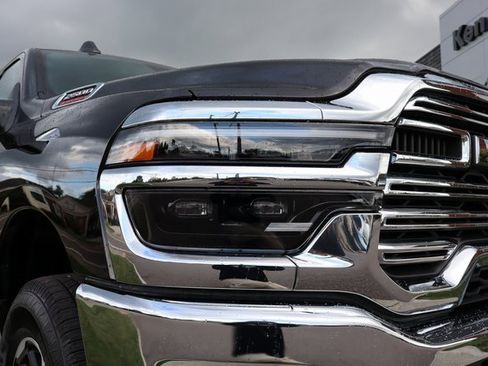 Used 2025 RAM 2500 Laramie image 5