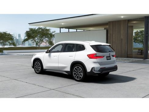 New 2026 BMW X1 xDrive28i w/ Technology Package AWD/4WD image 2