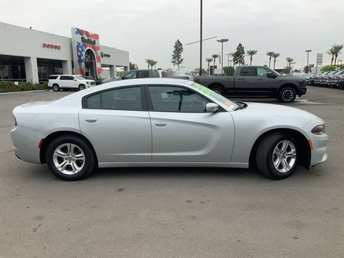 Used 2022 Dodge Charger SXT image 8