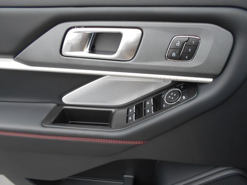 New 2026 Ford Explorer ST w/ Sun And Sound Package image 36