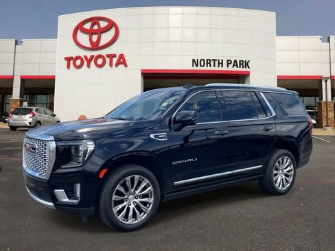 Used 2023 GMC Yukon Denali RWD image 1